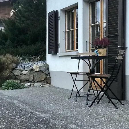 One Bedroom With Mountain And Garden View Ground Floor Of Solaria Guest house Zweisimmen