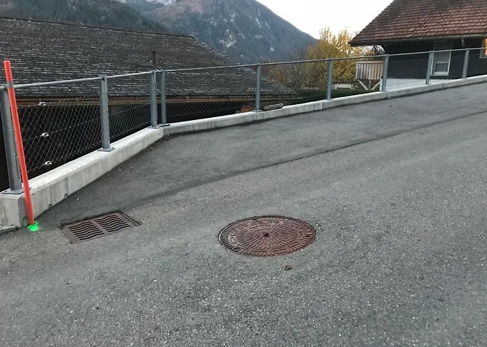 One Bedroom With Mountain And Garden View Ground Floor Of Solaria Casa de hóspedes Zweisimmen